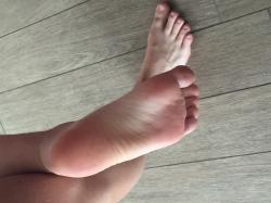 Boyfeet02